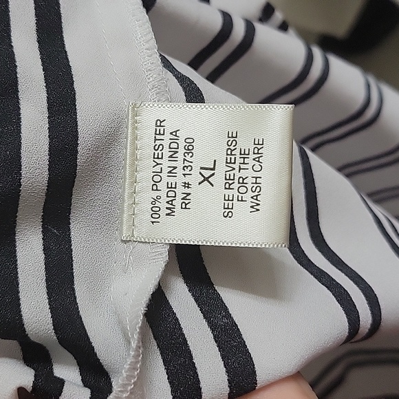 White and Black Striped Blouse - Picture 6 of 7